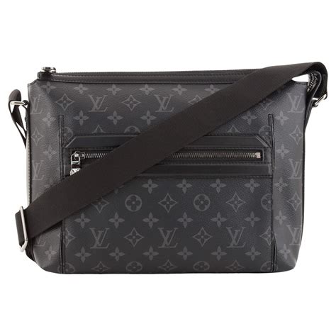 louis vuitton odyssey messenger|LOUIS VUITTON Monogram Eclipse Odyssey Messenger PM.